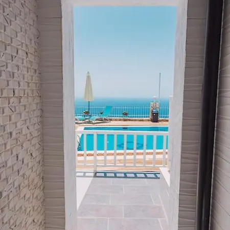 Гостевой дом Vila&apartments Kadare 4*