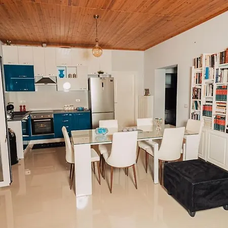 Гостевой дом Vila&apartments Kadare 4*