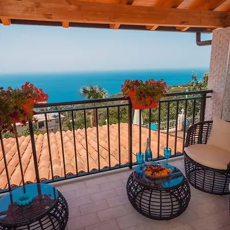 Гостевой дом Vila&apartments Kadare Палас