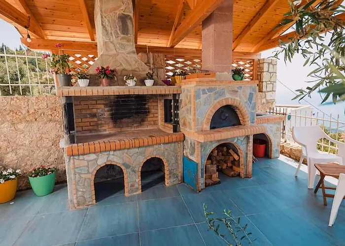 Vila&apartments Kadare Konukevi Palasë