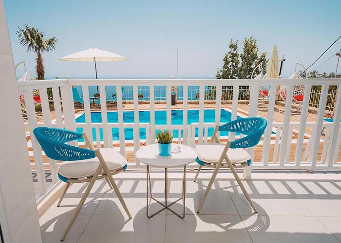 Vila&apartments Kadare Konukevi 4*